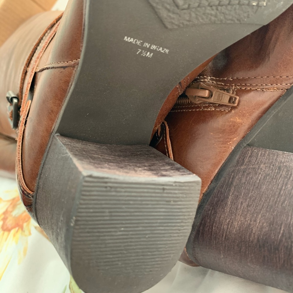 NWT Boots - Picture 7 of 7